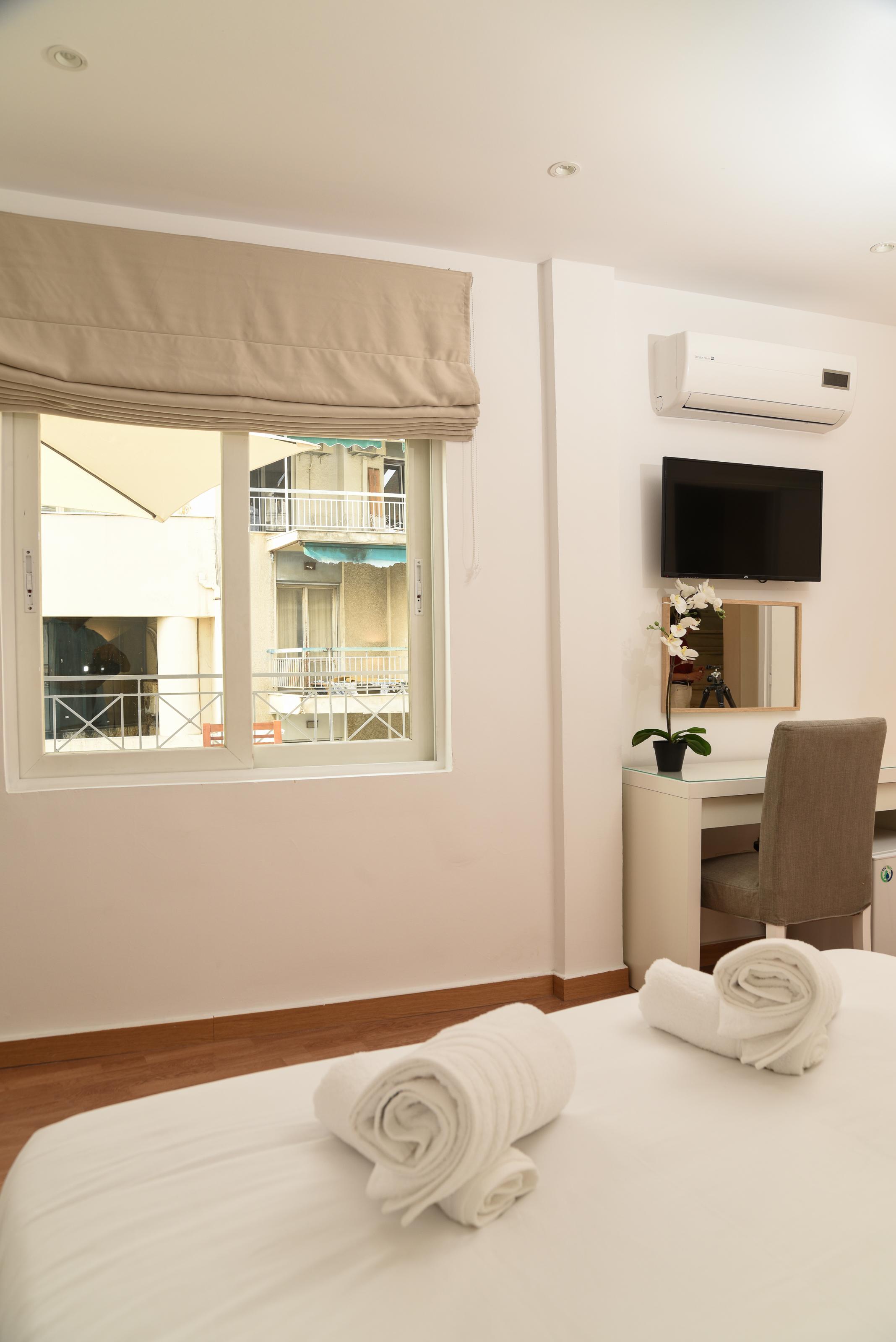 Tier Collection Hotel Athena Bagian luar foto