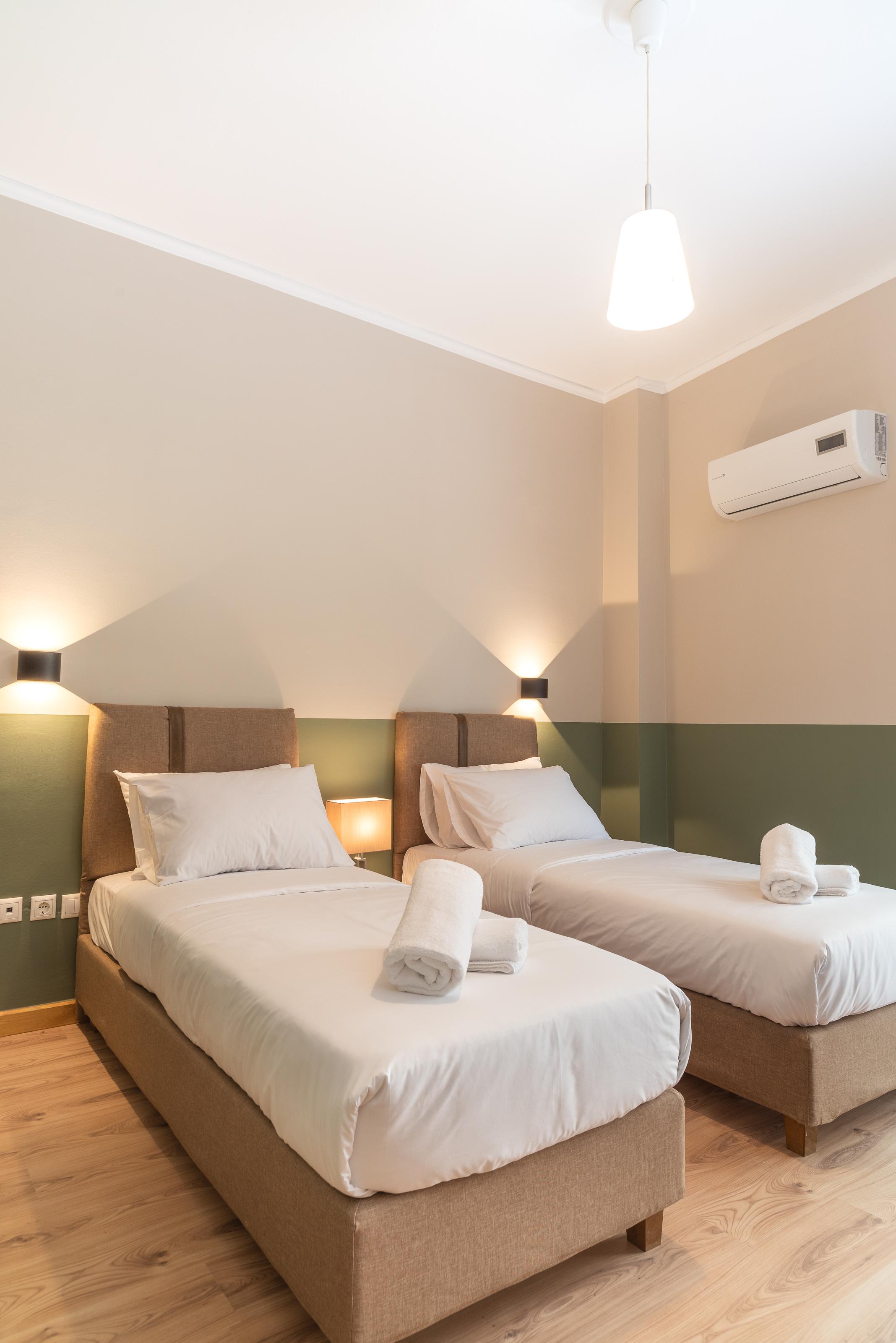 Tier Collection Hotel Athena Bagian luar foto