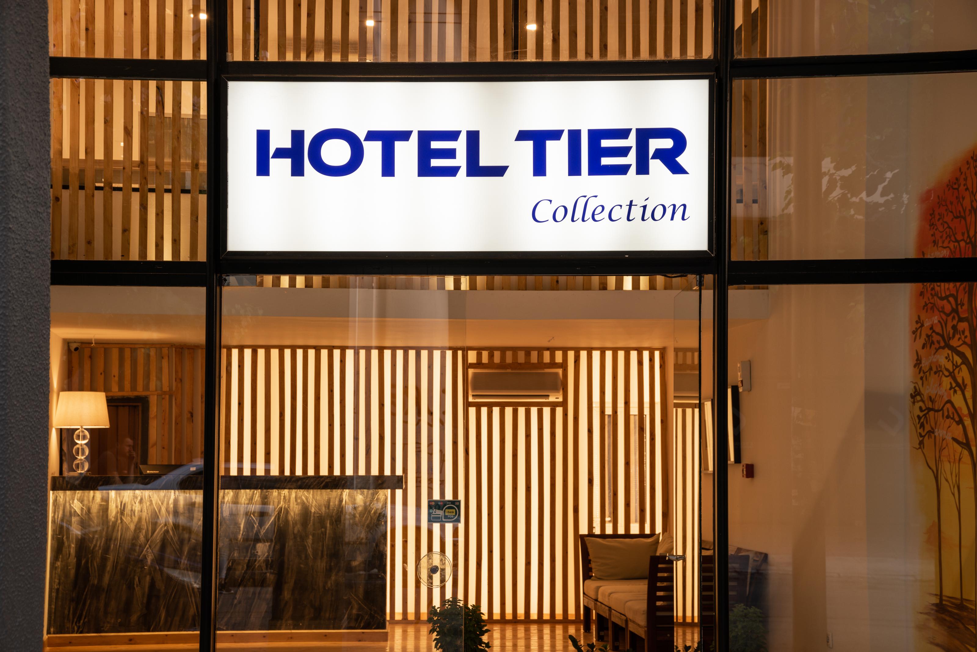 Tier Collection Hotel Athena Bagian luar foto